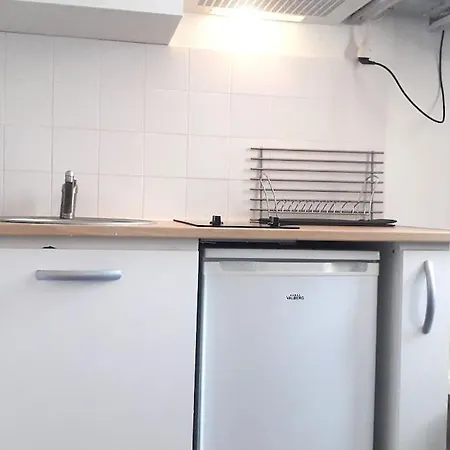 Studette Moderne, Cosy Et Equipee En Plein Coeur De Versailles! 아파트 *